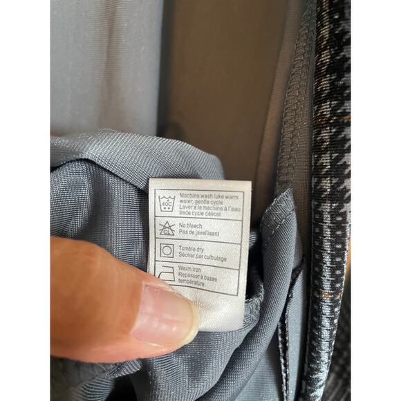 Silverts Adaptive Magnetic zip Active Jacket Velour gray plaid pockets Large - Picture 10 of 10